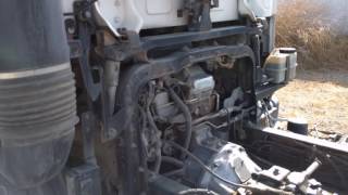 2000 Nissan UD 2600 cab truck chassis idle [upl. by Anned310]