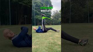 COMO CHUTAR DE BICICLETA 🔥 futebol chute bicicleta tutorial dicas [upl. by Hazard]