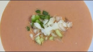 Recette pour faire un vrai gazpacho espagnol [upl. by Ahsenod]