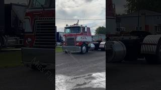 1971 International Harvester 4070A Transtar Cabover arriving to the Athens Ontario Truck Show [upl. by Ulphia205]