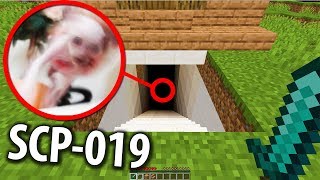 Theres something SCARY under my Minecraft Base Minecraft SCP Roleplay [upl. by Jonme686]