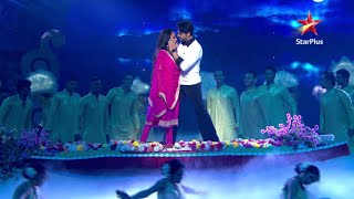 Star Parivaar Awards  Anuj Aur Anupama Ka Dil Chhoo Lene Waala Performance [upl. by Yllier]