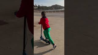 🛴 Patinete eléctrico infantil ESwift [upl. by Amlet421]