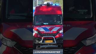 WO 133111 Brandweer Amsterdam kazerne Nico naar een zoekactie op het water in Oostzaan feuerwehr [upl. by Prussian]