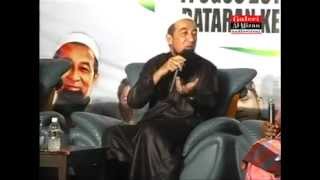 Ust Azhar Idrus Ziarah Kubur Hari Raya [upl. by Oicapot]