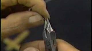 How to make a wire rosary  Part 4 Linking the chain [upl. by Etnod]