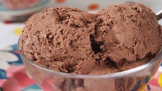 No Churn Chocolate Ice Cream Recipe Demonstration  Joyofbakingcom [upl. by Nnylirehs]