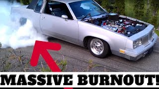 454 CHEVY BURNOUT  1985 Olds Cutlass Supreme Screams In The Driveway [upl. by Jarnagin]