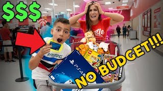 8 Year Old Takes Parents Credit Card NO BUDGET AT MALL  The Royalty Family [upl. by Rickie]