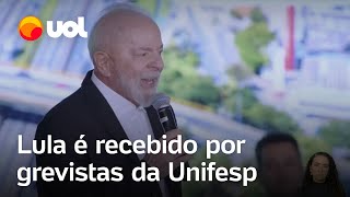 Lula é recebido por grevistas da Unifesp em ato em Guarulhos e diz Que bom que podem vir [upl. by Dowdell202]