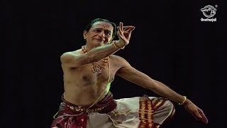 Bharatanatyam Legends  Prof C V Chandrasekhar  Ganesha Stuthi Tisra Alarippu [upl. by Moclam]