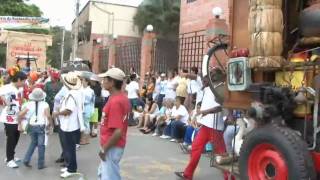 ROLDANILLO DESFILE DE COMPARSAS FERIA AGROINDUSTRIAL DE ROLDANILO 2010mp4 [upl. by Alleinad]