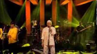 Salif Keita on Jools Holland LIVE Calculer amp Kamoukie [upl. by Pond]