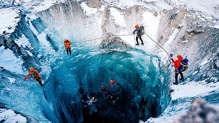 Everest Death Zone What Happened To All The Bodies Of Those Left Behind [upl. by Okia]