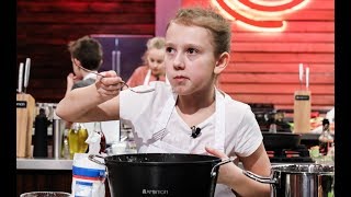 Ujawniamy tajemnicę Jak naprawdę wygląda słynna spiżarnia MasterChef Junior [upl. by Erek]