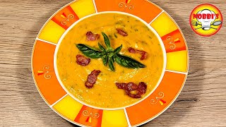 Cremesuppe mit Kürbis und viele Gemüse mit Speck und Kräutern fast schon eine Gemüsecremesuppe [upl. by Vallie]