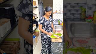 Minivlog514🤗 chicken gravy 😋  Dec 9 shorts dinner vlog minivlog home diml tamil food [upl. by Kylstra]