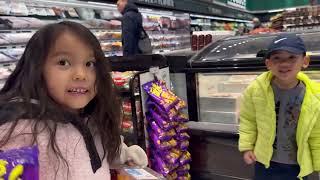 SHOPPING TOYS SAFEWAY GROCERY STORE CALGARY Lina and Aiden MscEveret Almond [upl. by Ettegdirb407]