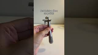 Which razor is easier to load blades into Safety Razor vs Leaf Shave [upl. by Sirtimed]