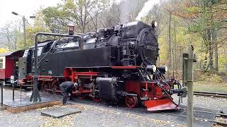 Dampfzug HSB Nordhausen  Brocken nimmt Wasser im Bahnhof Eisfelder Talmühle [upl. by Niryt183]