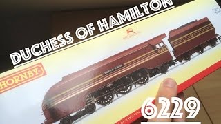 Opening the New Hornby NRM R3339 Duchess of Hamilton [upl. by Nesrac]