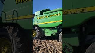 Repostando cosechadora JOHN DEERE W540 cosechadora agricultura [upl. by Cormick]