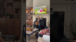 During a house concert in Knoxville 🎸🎶🏡tariqharb classicalguitar tarrega caprichoarabe [upl. by Donna]