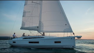 The New BENETEAU Oceanis 401 Join Us for A Private Tour Subtitle Version [upl. by Ilwain]