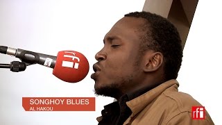 Les Maliens de Songhoy Blues jouent quotAl Hakouquot  Festival gnawa dEssaouira Maroc [upl. by Neenad]