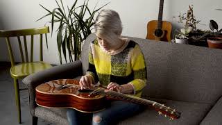 Passerelle a movable guitar bridge  with Kaki King [upl. by Coussoule]