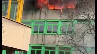 Hauptschule brannte  Über 100 Einsatzkräfte in Wesseling am 110220  OTöne [upl. by Kori]