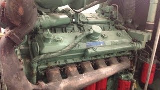 V12 Detroit diesel 12v92 twin turbo cold start [upl. by Puglia520]