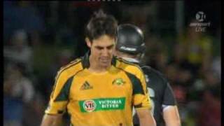 Mitchell Johnson and Scott Styris clash [upl. by Dawn]