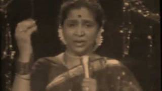 YUN SAJA CHAND  ASHA BHOSLE LIVE [upl. by Ahsienod]