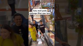 1moll pada melongo lihat mas iyun pada masu fotomas iyun lagi jalan santai di moll sama mami heti [upl. by Critchfield428]