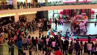 Cant Take My Eyes Off You Flashmob Timothy Sun 孫穎麟 [upl. by Efar374]