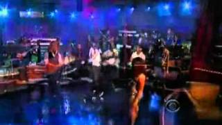 NeYo  One In a Million  David Letterman 171110 [upl. by Siro47]