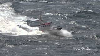 Lindesnes og tåkelurens dag RS Hvaler kjører utefor Fyret [upl. by Oicneconi]