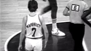 Pete Maravich scores career high 68 points  February 25 1977 vs Knicks [upl. by Smoht]