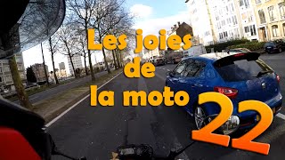 Les joies de la moto Tournez manège HD [upl. by Uohk]