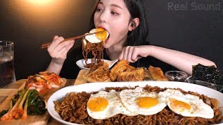 SUB짜파게티 먹방 파김치 겉절이 군만두 꿀조합 리얼사운드 jjapagetti mukbang asmr eating show 炸酱方便面 fried eggs 目玉焼き [upl. by Anilave]