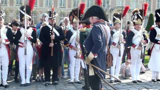 Fontainebleau  Garde napoléonienne  Reconstitution au Château [upl. by Annahsor635]