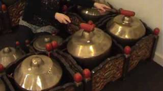 Central Javanese Gamelan Playing Techniques  Kenong [upl. by Drapehs]