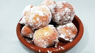 Gogosi cu lingura in 10 minute  Bollos en 10 minutos  10 minutos donuts recipe [upl. by Latia]