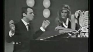 Dalida e Johnny dorelli 1966  Medley calabro lombardo [upl. by Anitsim]