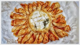 CAMEMBERT SNOWFLAKE QUICK EASY AND CHEESY PUFF PASTRY RECIPE  DELICIOUS CHEESE STUFFED RECIPE [upl. by Ochs]