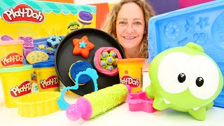 Çocuklar için Play Doh oyun hamuru oyunları Om Nom oyuncak için kurabiye yapalım Bebek videoları [upl. by Monique]