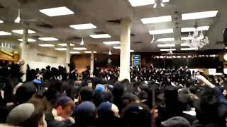 Thousands Greet Rubashkin Inside 770 [upl. by Randee]