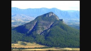 Hiking to Mount Greville Moogerah Peaks National Park Qld [upl. by Etram]