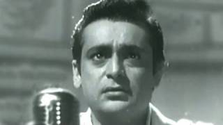 Yeh Duniya Agar Mil Bhi Jaye To  Guru Dutt Mohammed Rafi Pyaasa Song [upl. by Ardnassac645]